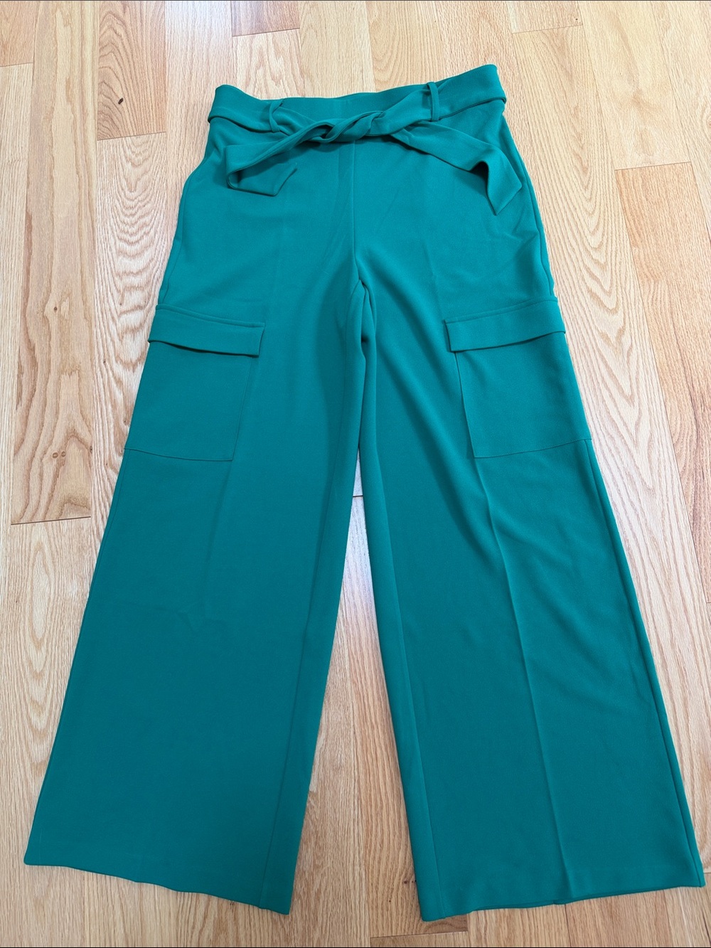 Carole Wren SZ 12, kelly green wide leg trouser pants.